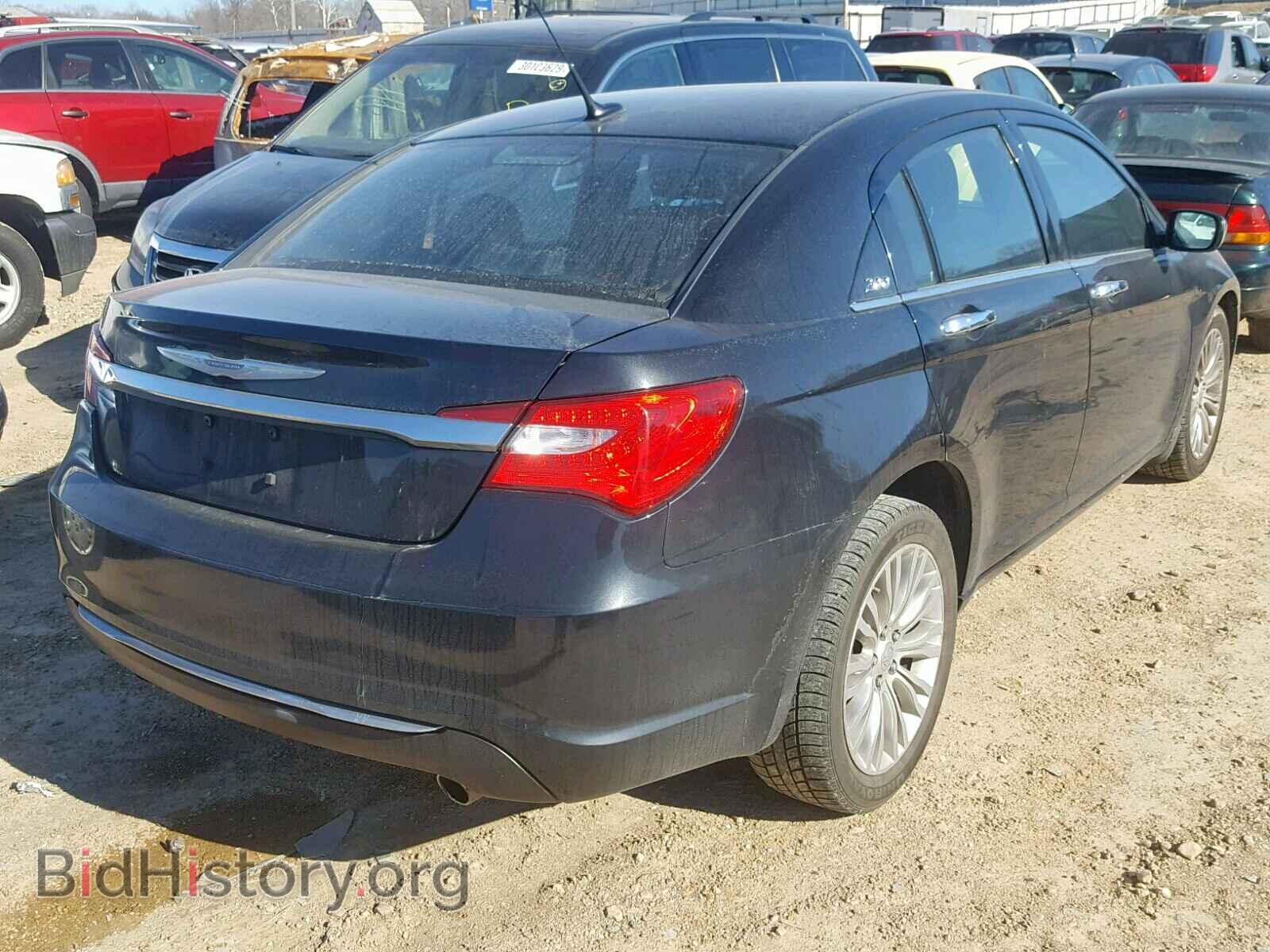 2011 CHRYSLER 200 - VIN: 1C3BC2FG7BN518004 - Фото 4