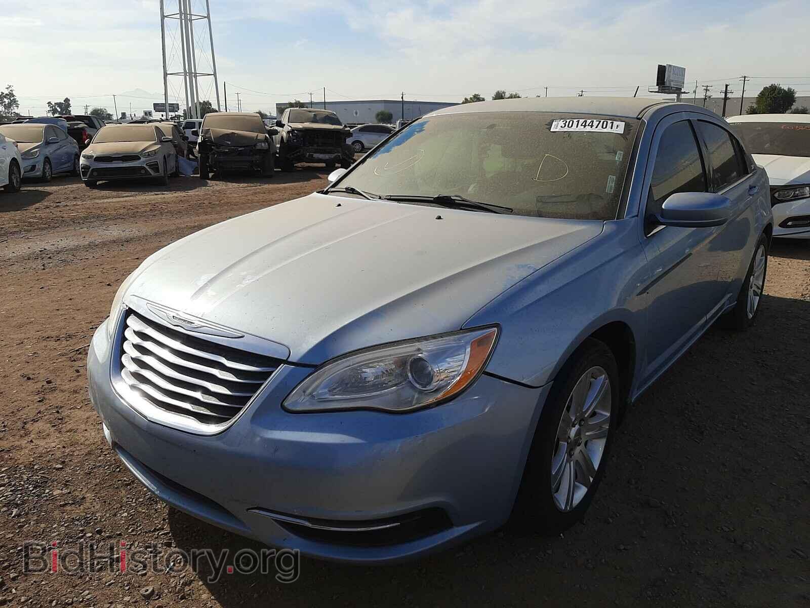 2012 CHRYSLER 200 - VIN: 1C3CCBBG2CN188929 - Фото 2