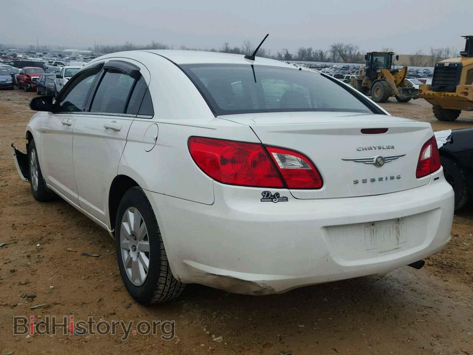 2010 CHRYSLER SEBRING - VIN: 1C3CC4FB2AN105667 - Фото 3
