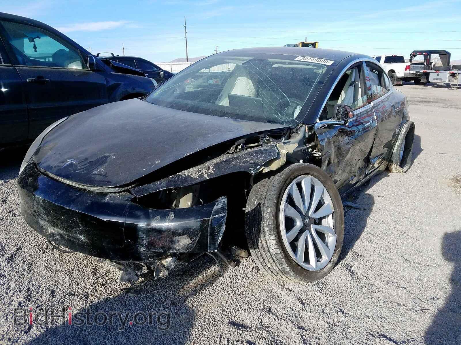 2018 TESLA MODEL 3 - VIN: 5YJ3E1EBXJF111284 - Photo 2