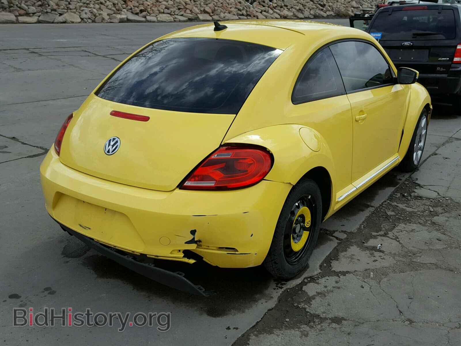 2012 VOLKSWAGEN BEETLE - VIN: 3VWJP7AT7CM650086 - Фото 4