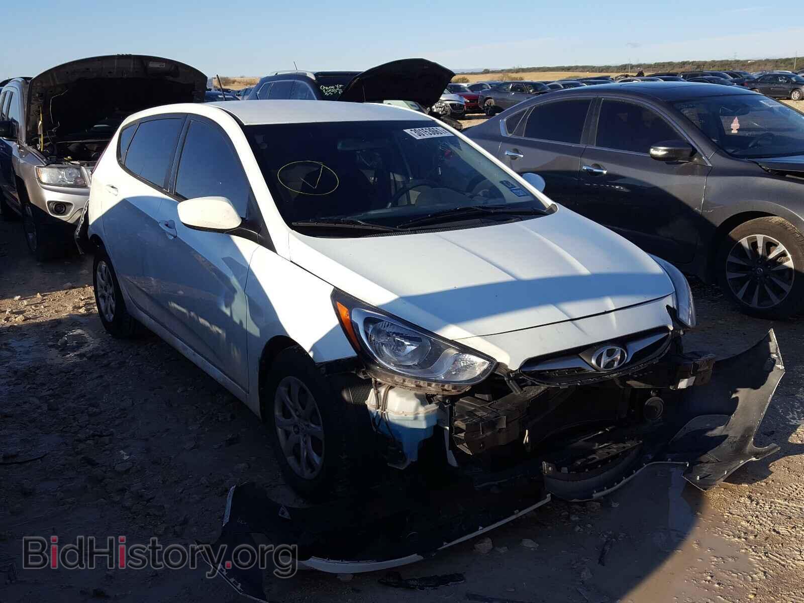 Photo KMHCT5AE7DU075302 - HYUNDAI ACCENT 2013