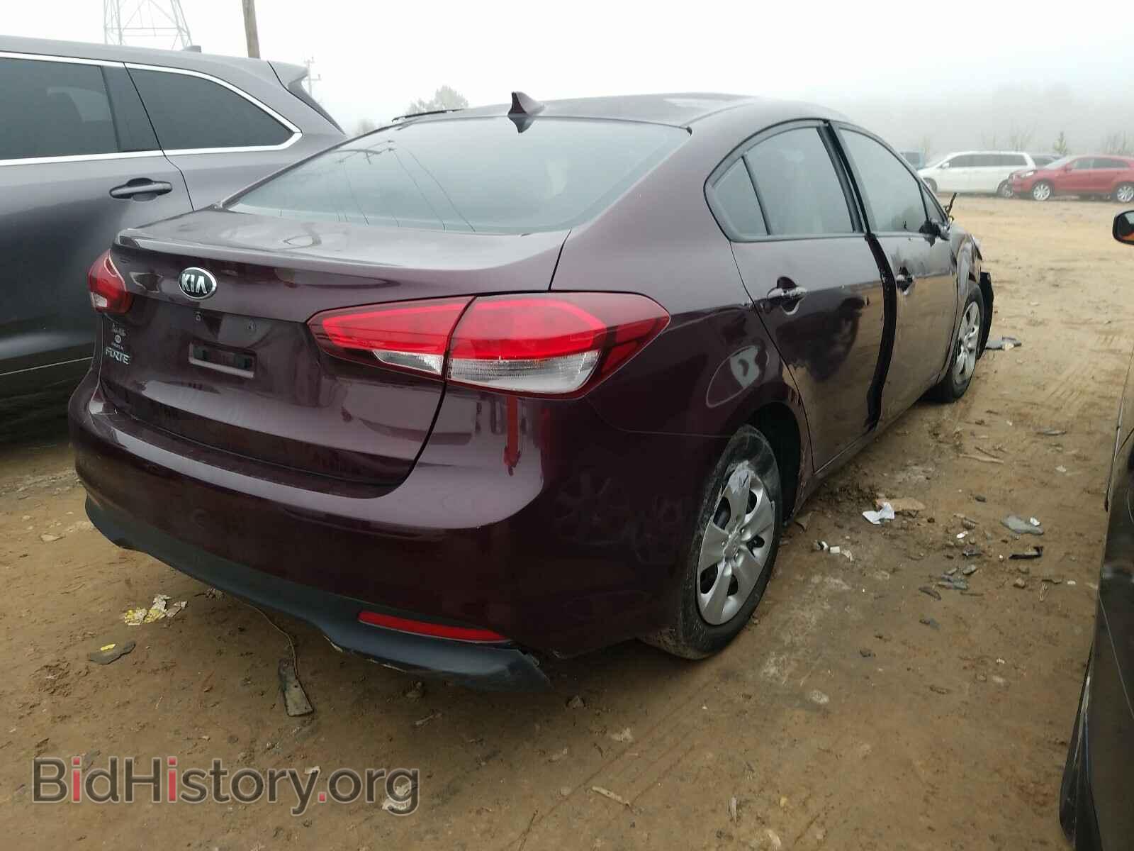 2017 KIA FORTE - VIN: 3KPFK4A72HE057472 - Фото 4