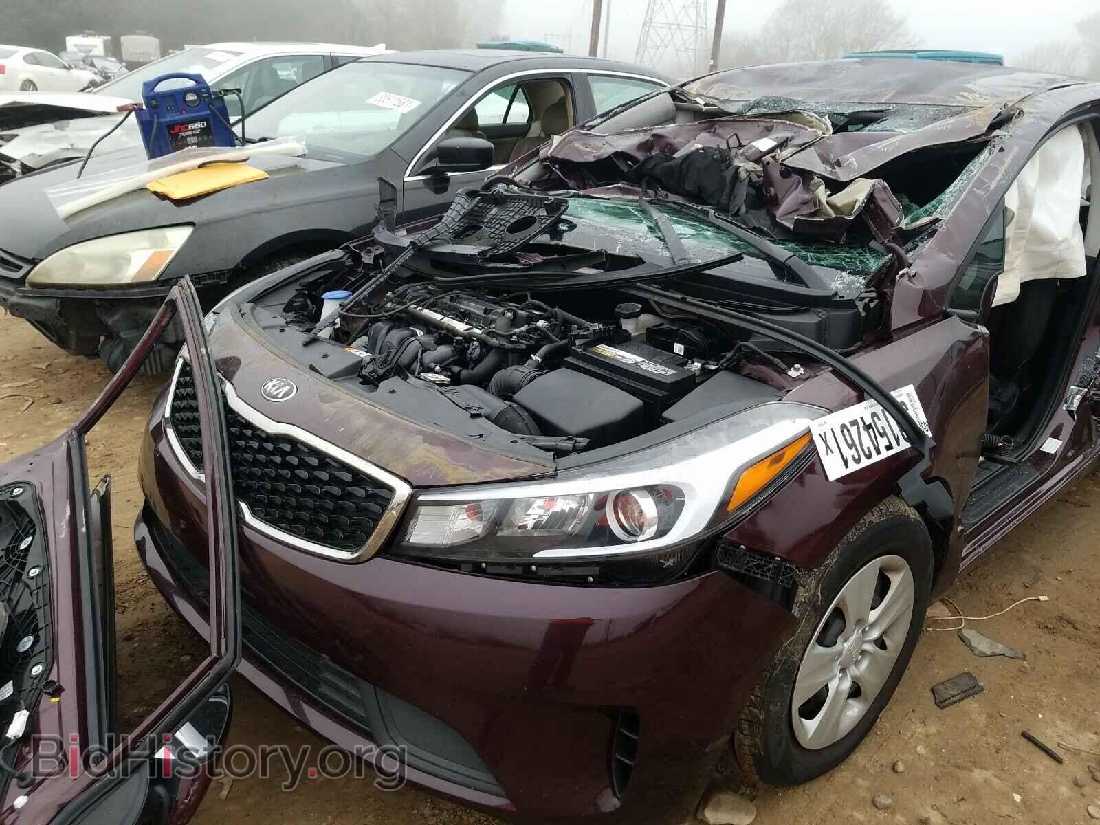 2017 KIA FORTE - VIN: 3KPFK4A72HE057472 - Фото 9