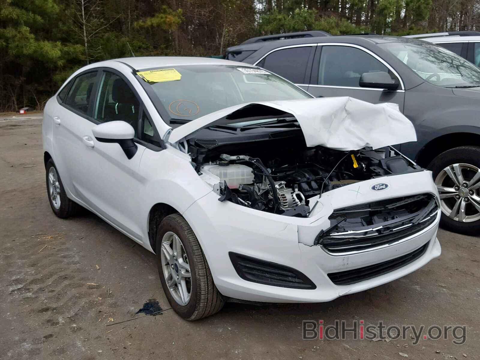 Photo 3FADP4BJ4JM143449 - FORD FIESTA SE 2018