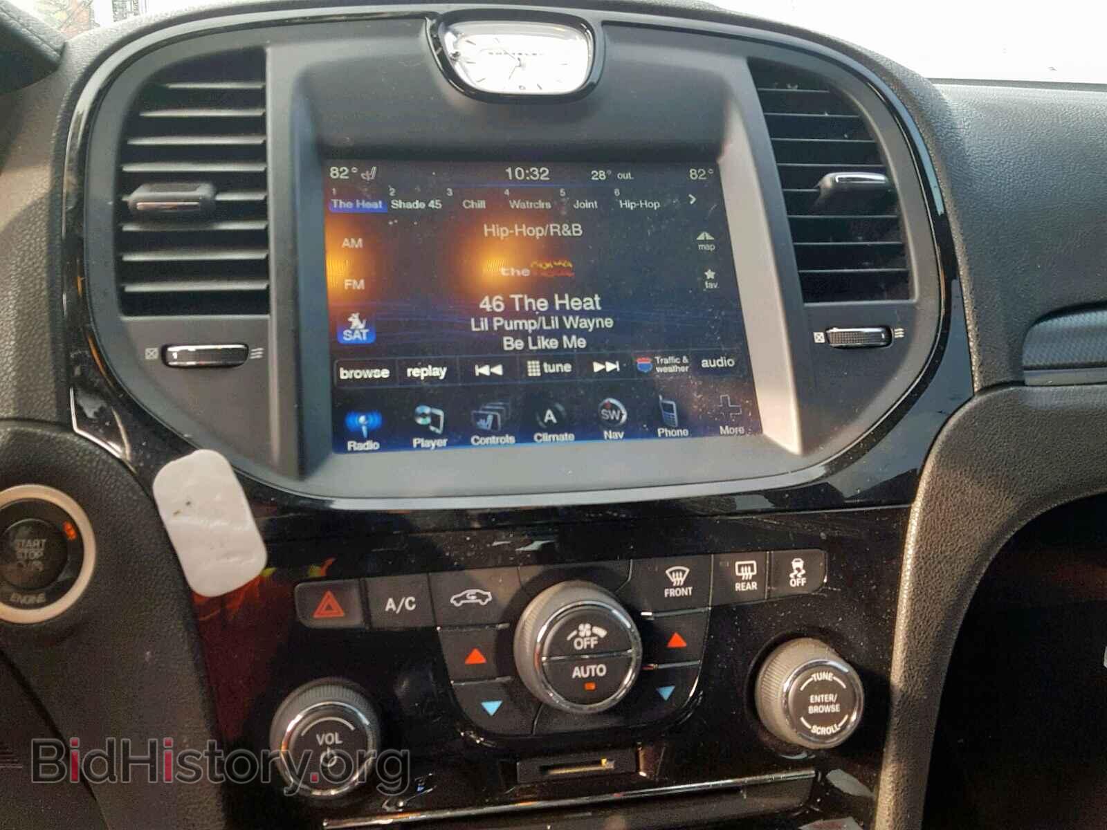 2014 CHRYSLER 300 - VIN: 2C3CCAGG7EH331551 - Фото 9