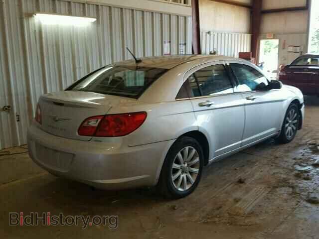 2010 CHRYSLER SEBRING - VIN: 1C3CC5FB2AN232697 - Photo 4