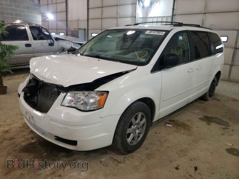2010 Chrysler MINIVAN (VIN 2A4RR2D18AR456504) — photo 2 of 10