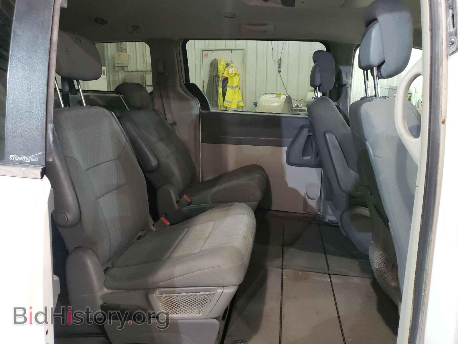 2010 CHRYSLER MINIVAN - VIN: 2A4RR2D18AR456504 - Photo 6