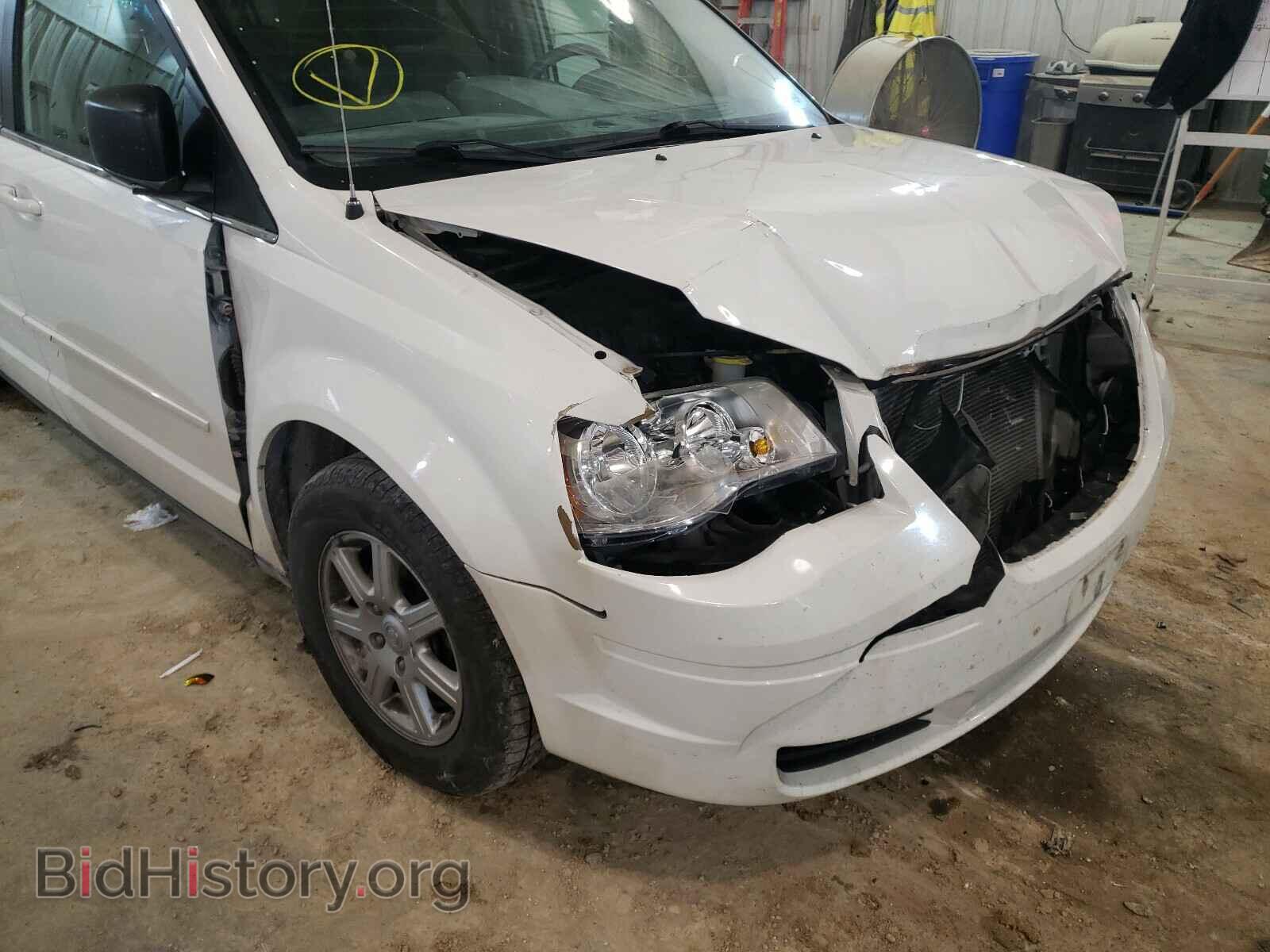 2010 CHRYSLER MINIVAN - VIN: 2A4RR2D18AR456504 - Photo 9