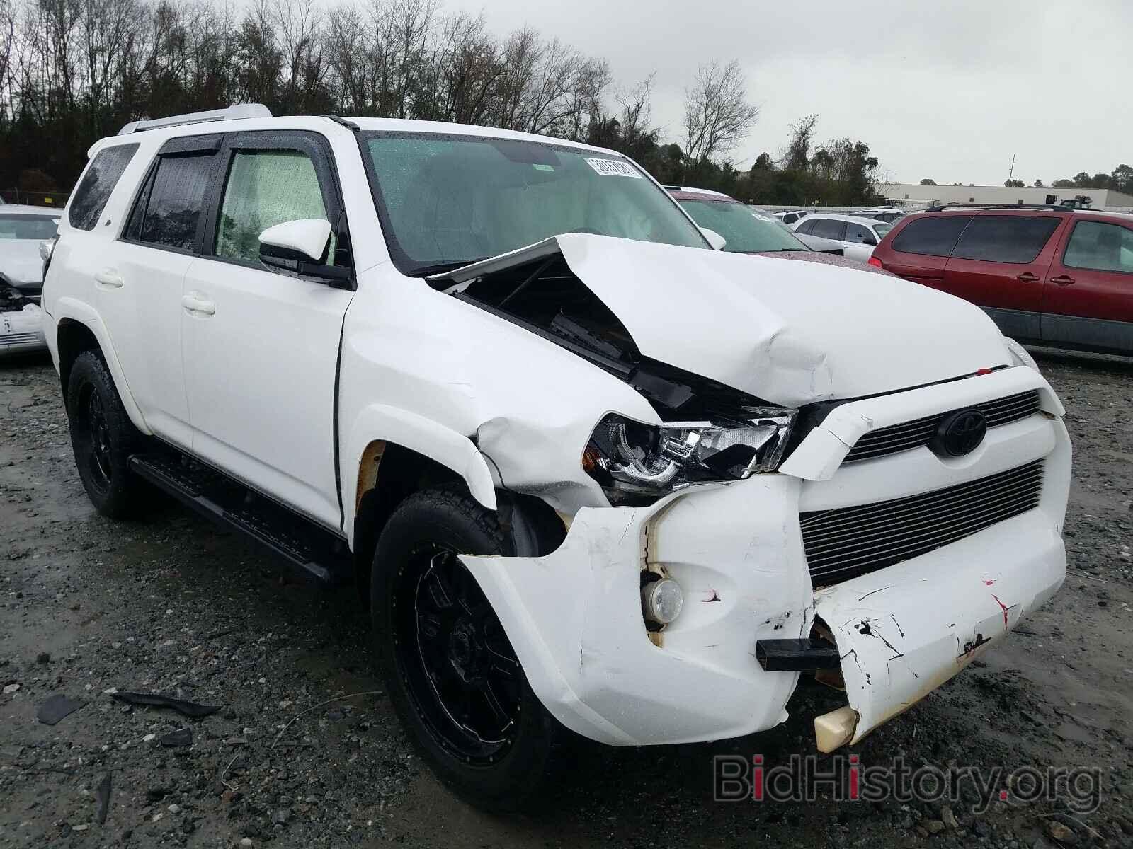 Photo JTEZU5JR6H5156690 - TOYOTA 4RUNNER 2017