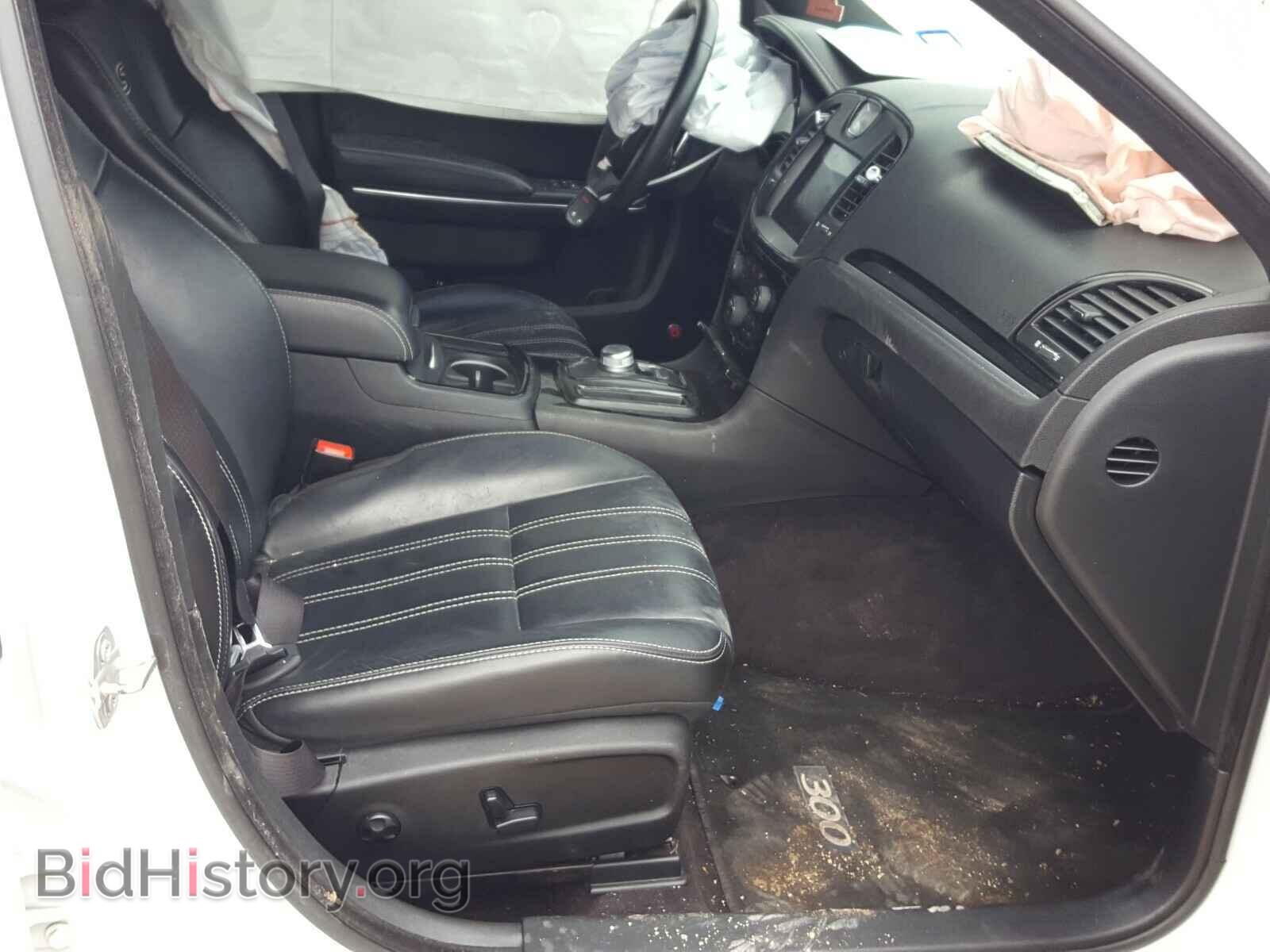 2017 CHRYSLER 300 - VIN: 2C3CCABG8HH553799 - Фото 5