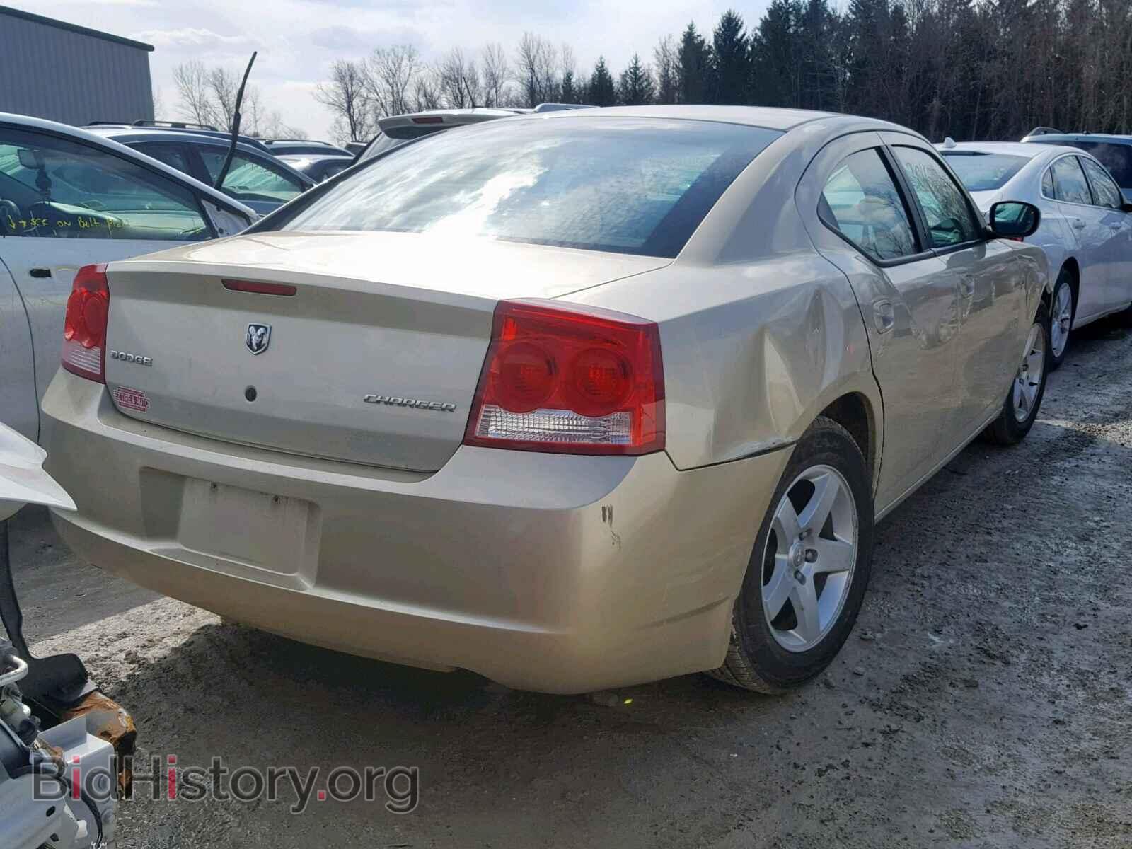 2010 DODGE CHARGER - VIN: 2B3CA4CD4AH194272 - Фото 4