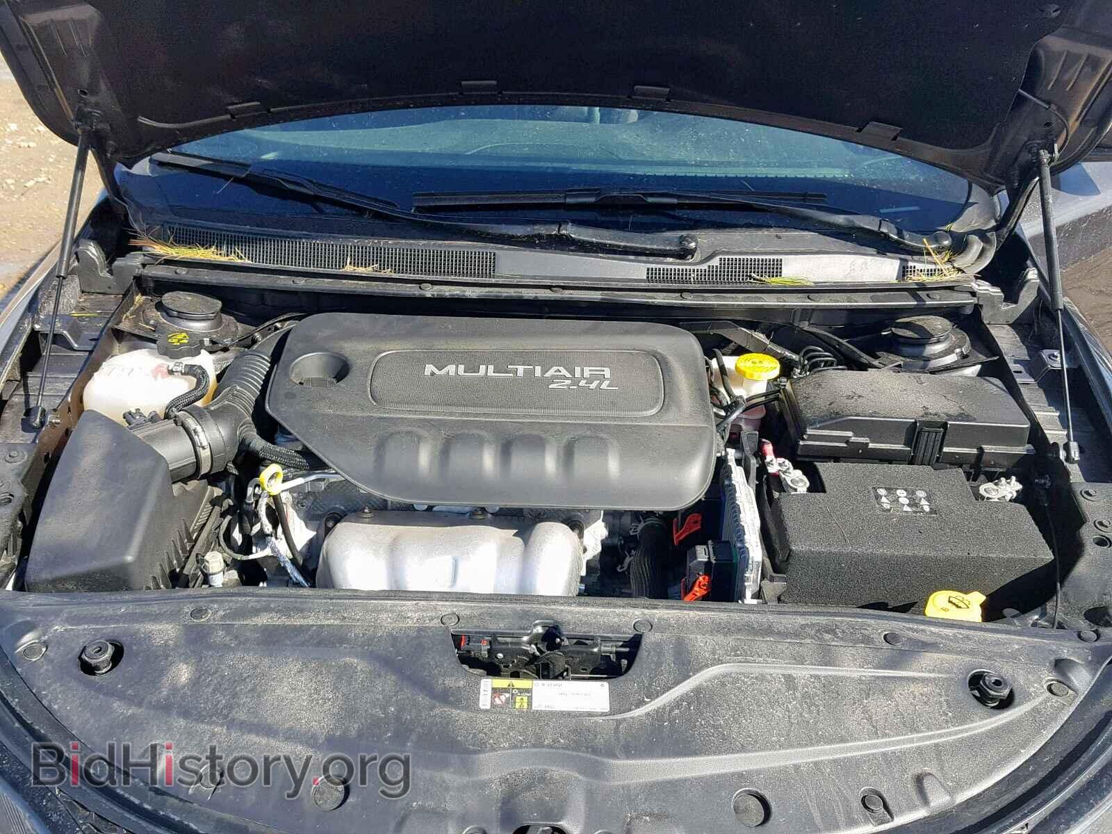 2016 CHRYSLER 200 - VIN: 1C3CCCBB8GN188241 - Photo 7