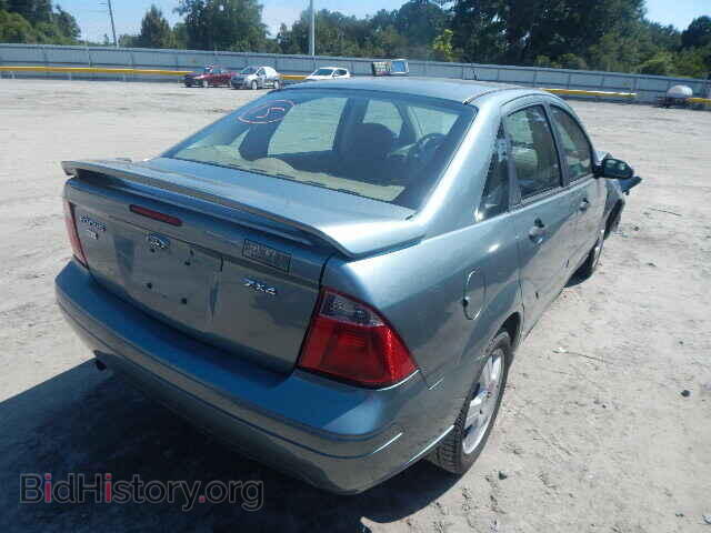 2005 FORD FOCUS - VIN: 1FAFP34NX5W201671 - Фото 4