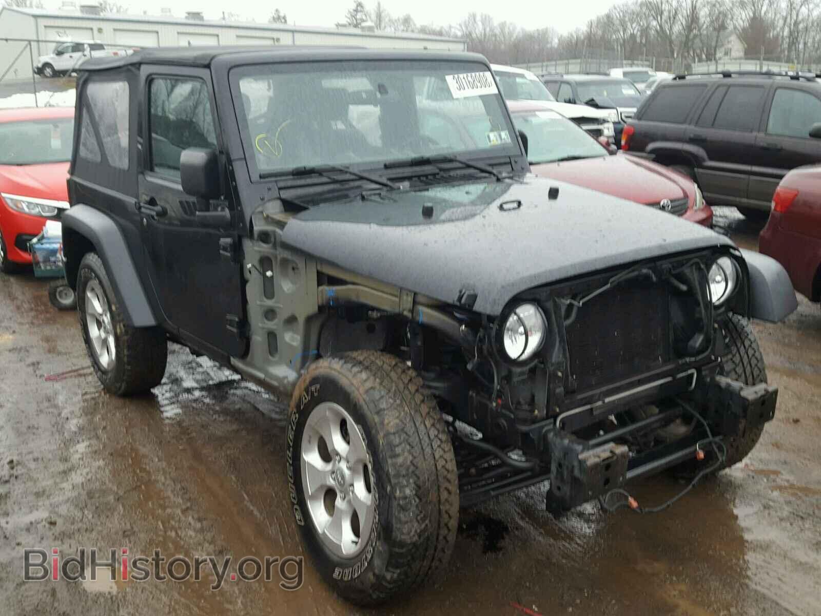 Photo 1J4AA2D12AL166370 - JEEP WRANGLER 2010