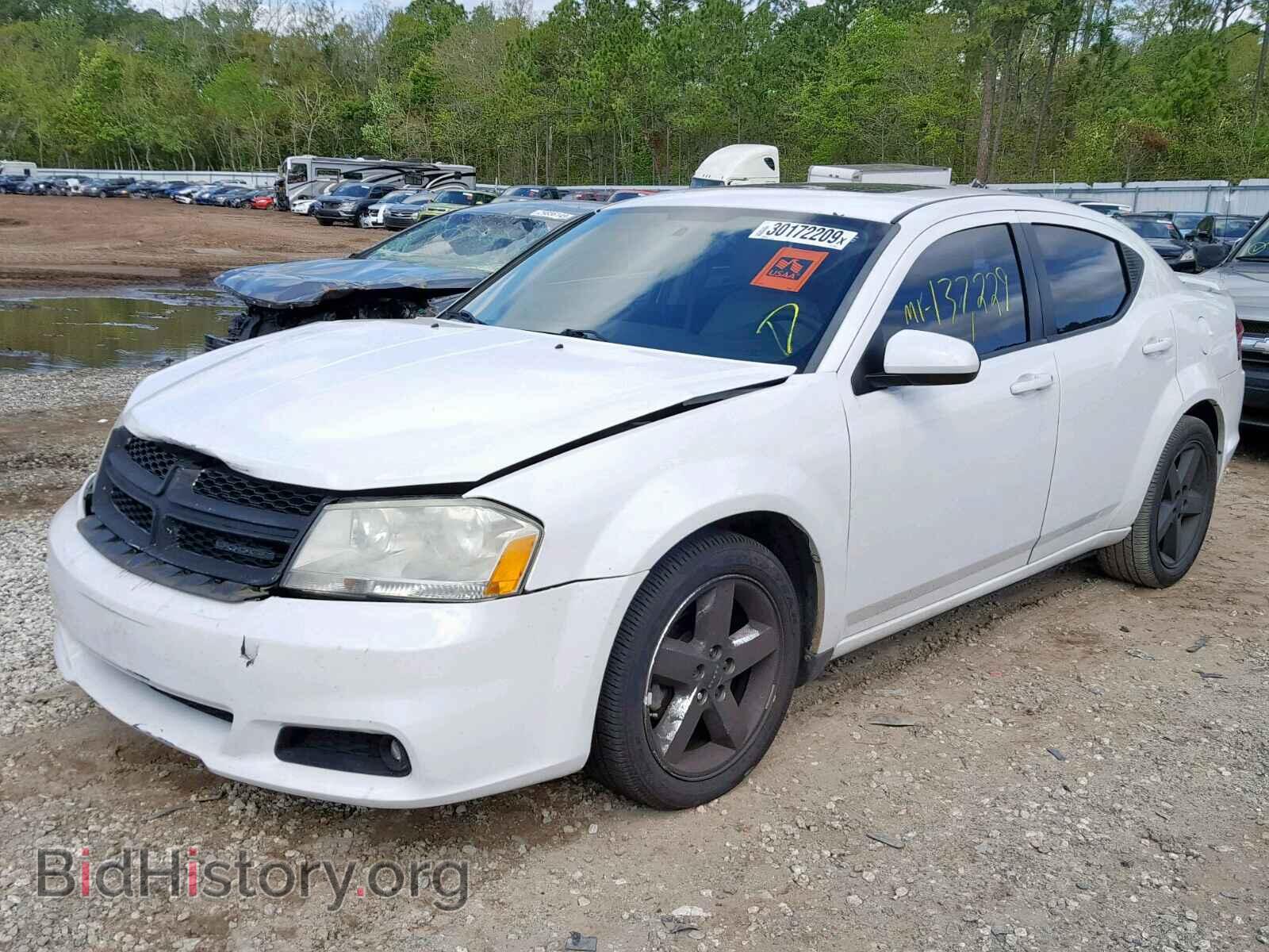 2011 DODGE AVENGER - VIN: 1B3BD2FG2BN548828 - Фото 2