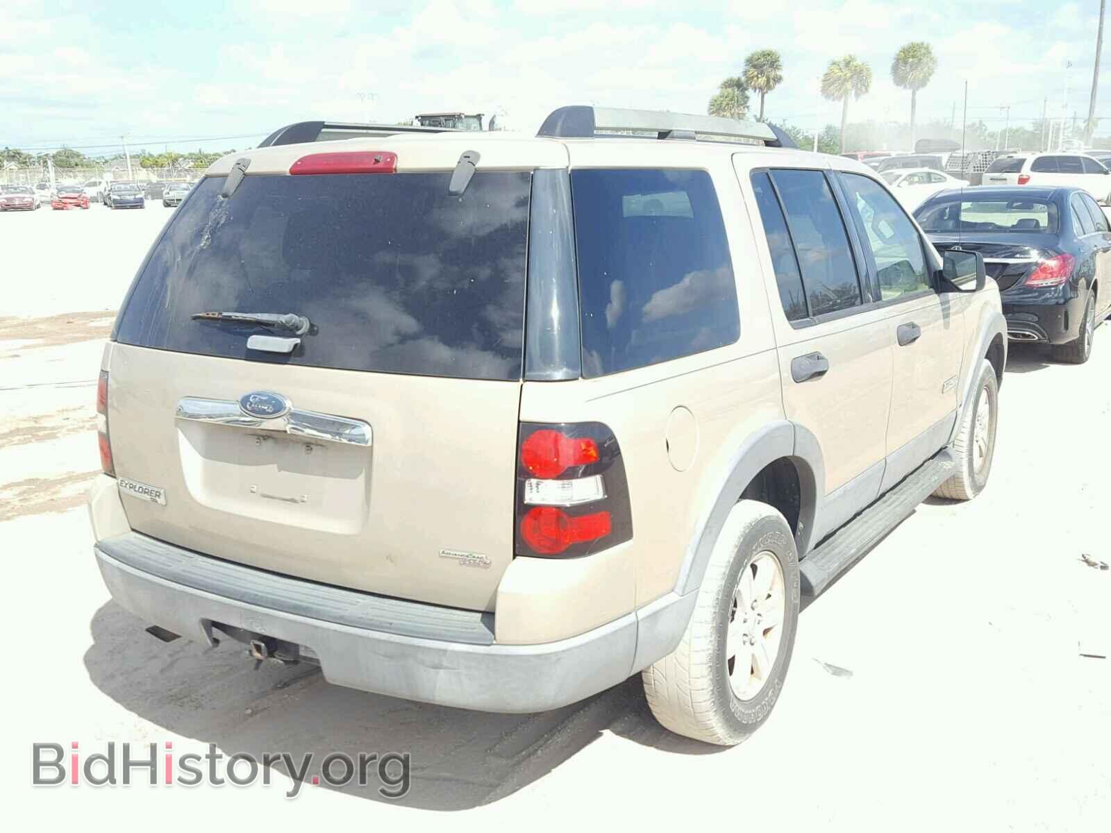 2006 FORD EXPLORER - VIN: 1FMEU63E46UA98449 - Photo 4