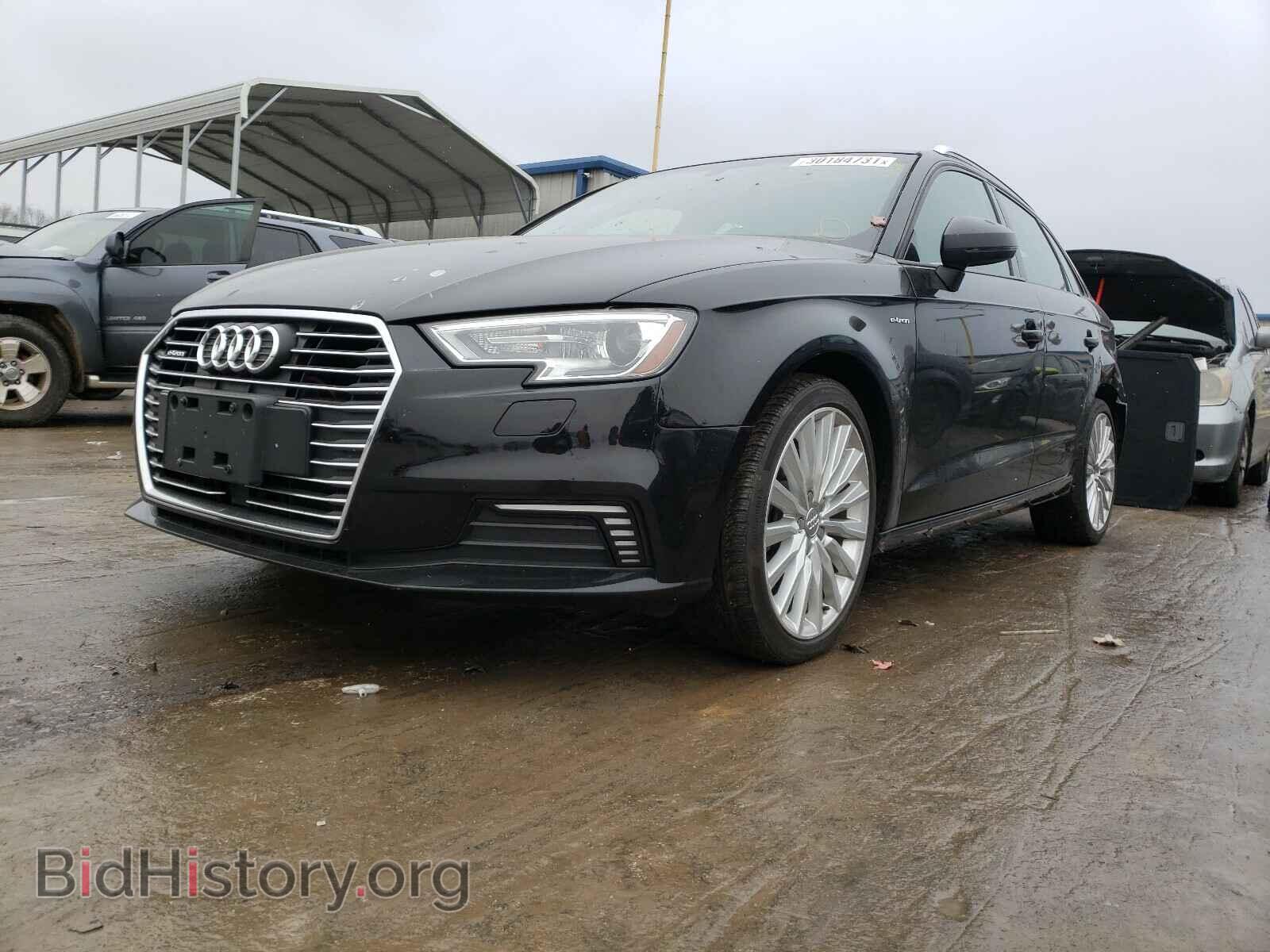 2017 AUDI A3 - VIN: WAUUPBFF0HA147930 - Фото 2