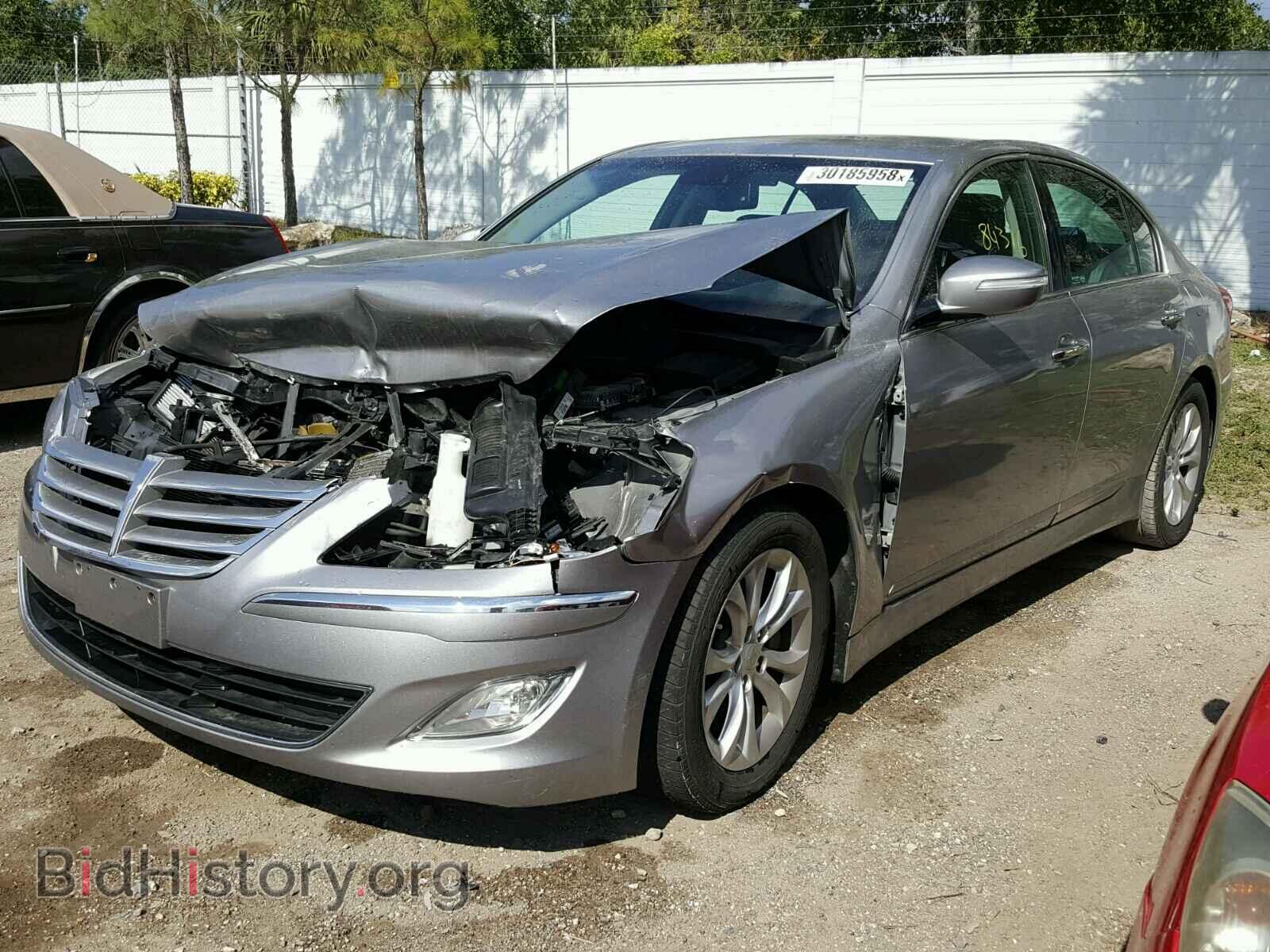 2013 HYUNDAI GENESIS - VIN: KMHGC4DD3DU210158 - Фото 2