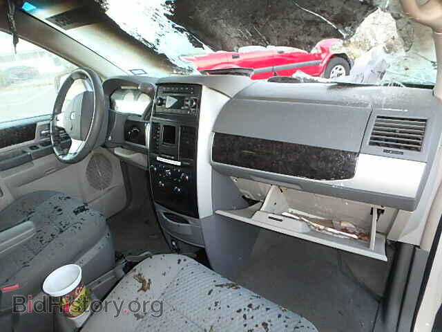 2010 DODGE CARAVAN - VIN: 2D4RN5D14AR106597 - Фото 9