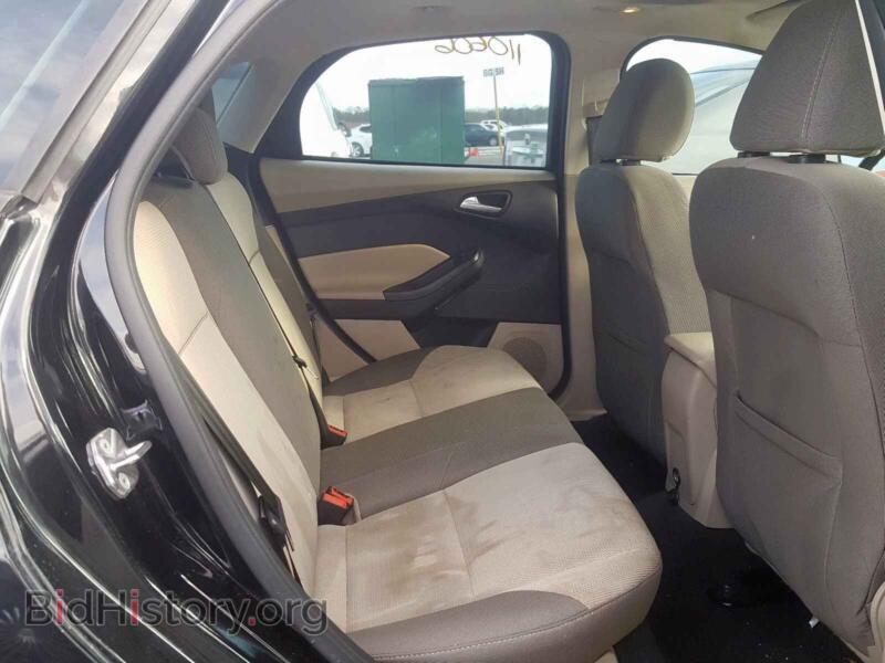 2014 Ford FOCUS (VIN 1FADP3K27EL436059) — фото 6 из 9