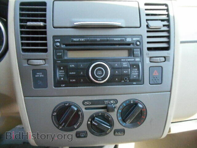 2007 NISSAN VERSA - VIN: 3N1BC13E37L409963 - Фото 9