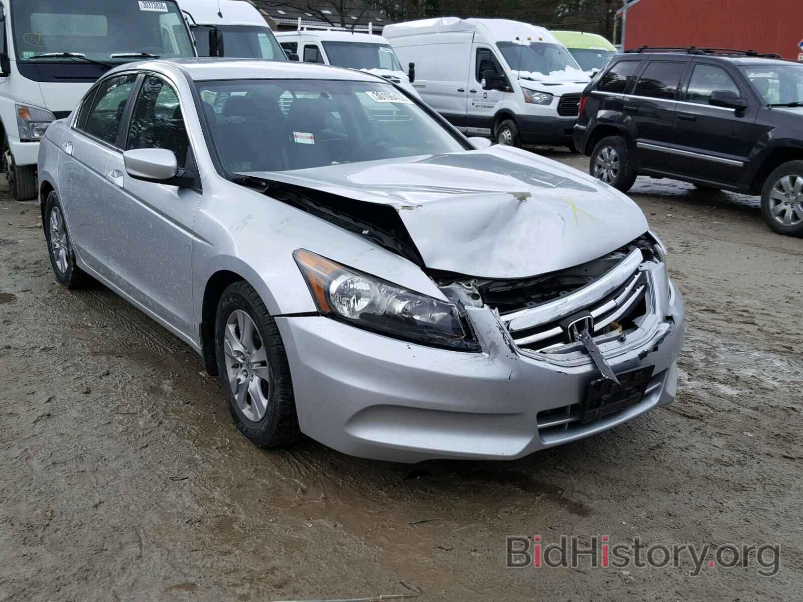 Photo 1HGCP2F63CA071077 - HONDA ACCORD 2012