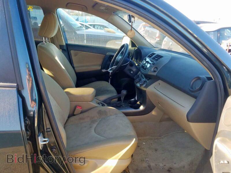 2011 Toyota RAV4 (VIN 2T3ZF4DV2BW073677) — фото 5 из 10