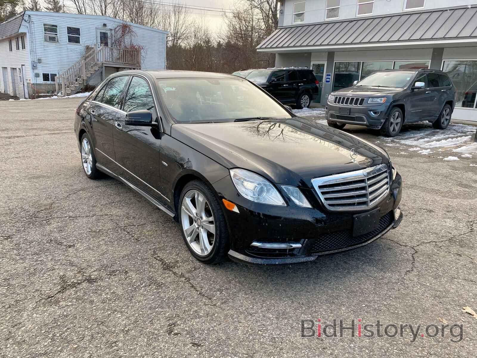 Photo WDDHF8JB2CA565936 - MERCEDES-BENZ E CLASS 2012