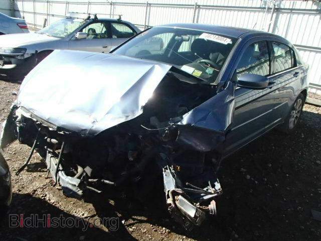 2011 CHRYSLER 200 - VIN: 1C3BC4FB6BN558316 - Фото 2