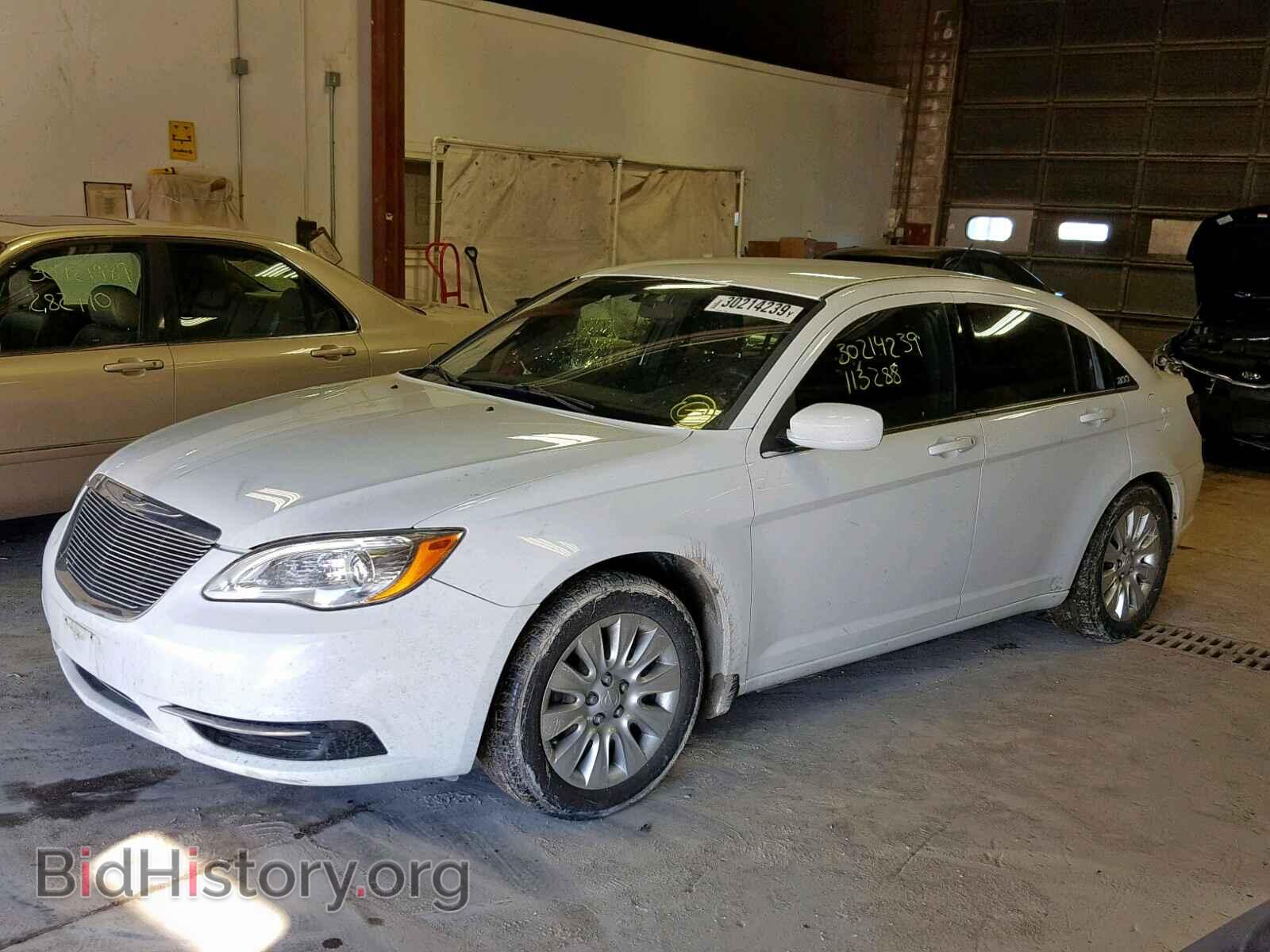 2013 CHRYSLER 200 - VIN: 1C3CCBAB1DN641106 - Photo 2