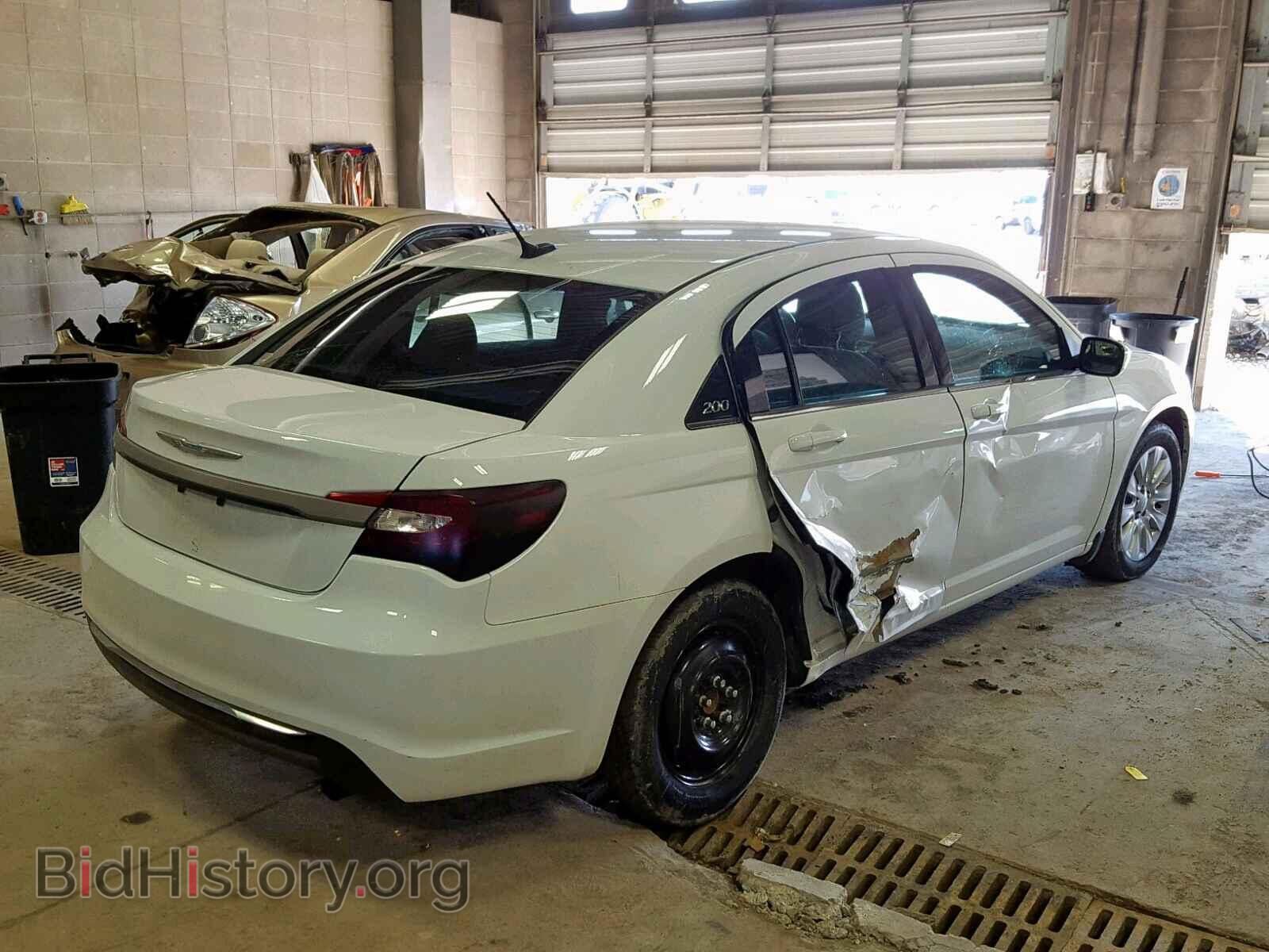 2013 CHRYSLER 200 - VIN: 1C3CCBAB1DN641106 - Photo 4