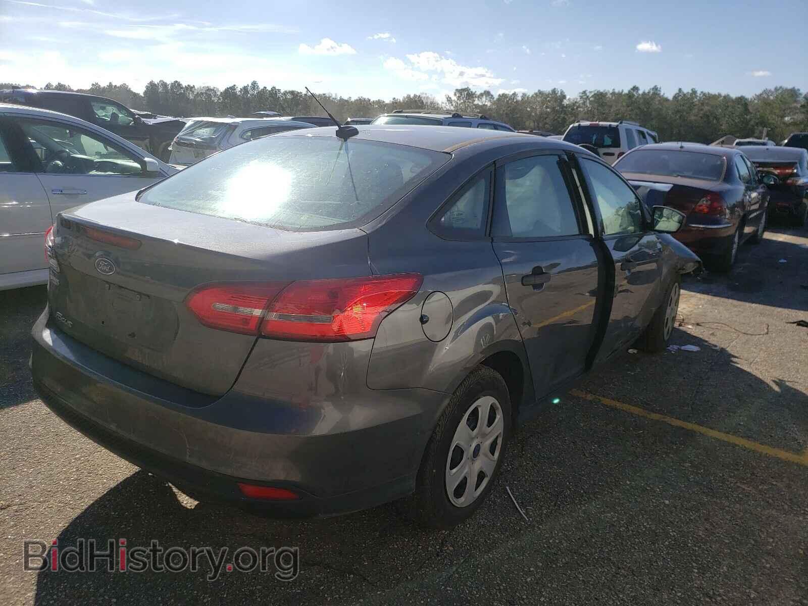 2017 FORD FOCUS - VIN: 1FADP3E21HL302194 - Photo 4