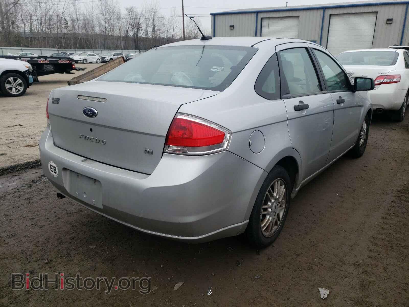 2009 FORD FOCUS - VIN: 1FAHP35N99W180843 - Фото 4