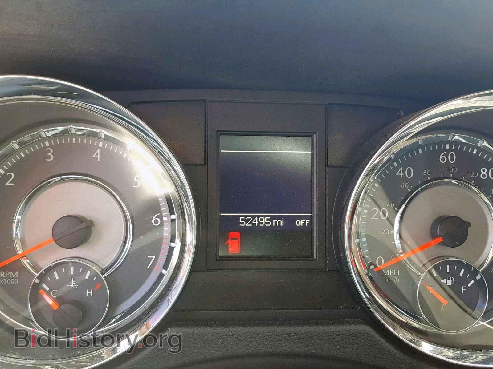 2016 CHRYSLER TOWN & COU - VIN: 2C4RC1BG1GR228703 - Фото 8