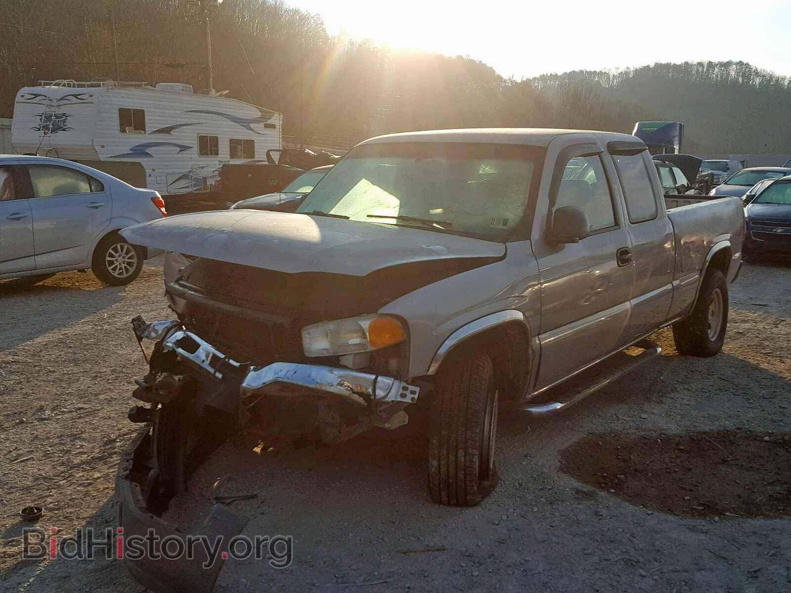 2004 GMC NEW SIERRA - VIN: 2GTEK19V441267978 - Фото 2