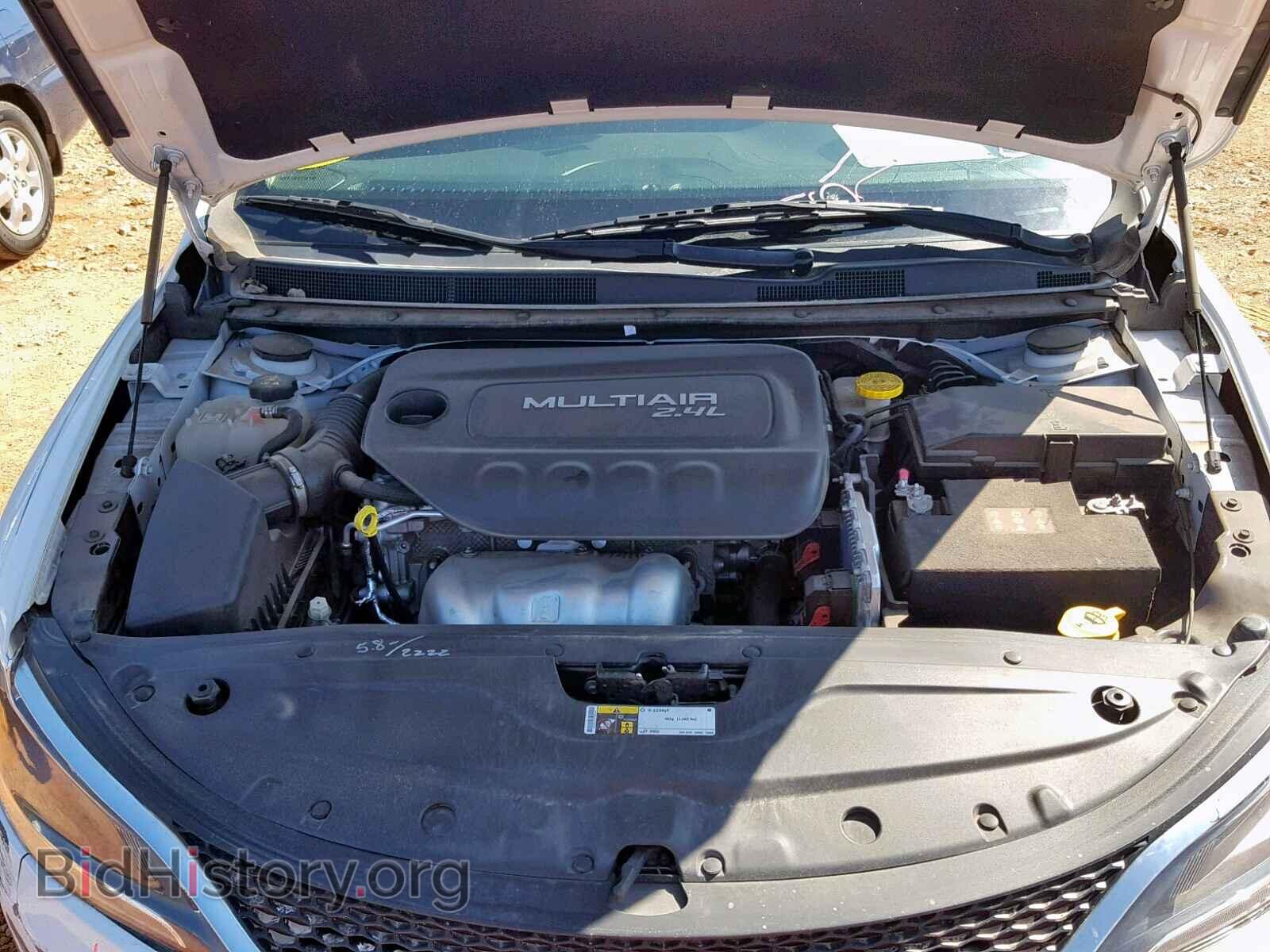 2016 CHRYSLER 200 - VIN: 1C3CCCAB5GN116589 - Photo 7