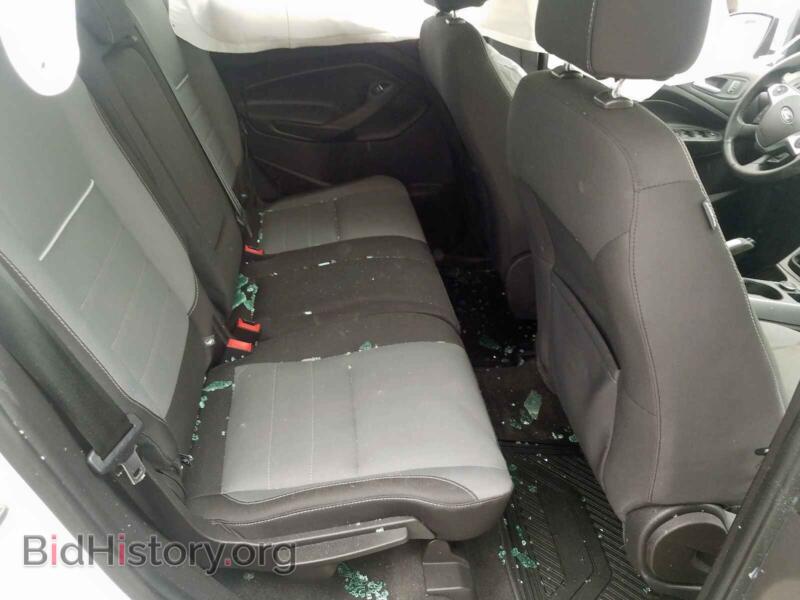 2014 Ford CMAX (VIN 1FADP5AU4EL517650) — photo 6 of 10
