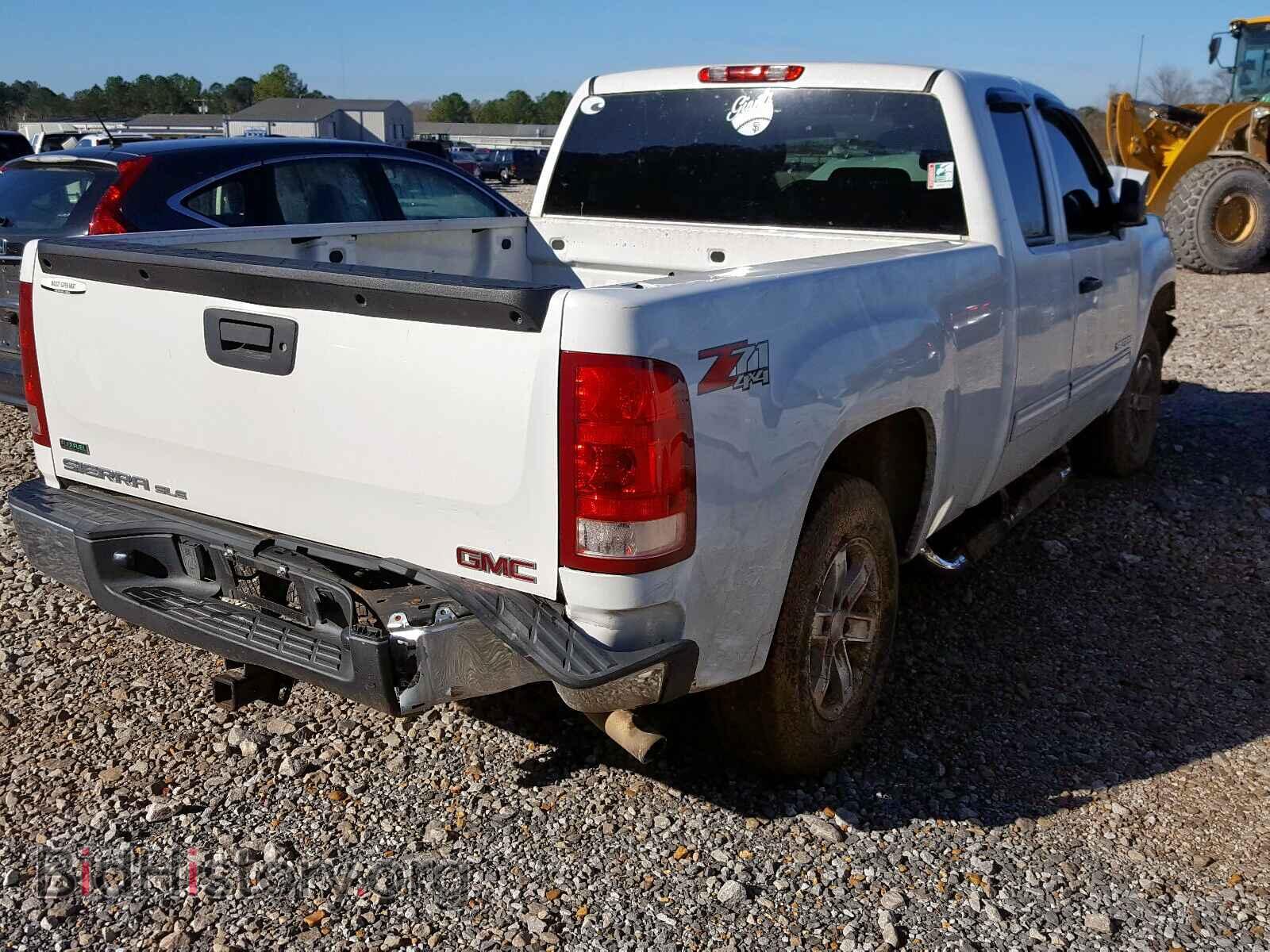 2010 GMC SIERRA - VIN: 1GTSKVE3XAZ260292 - Фото 4