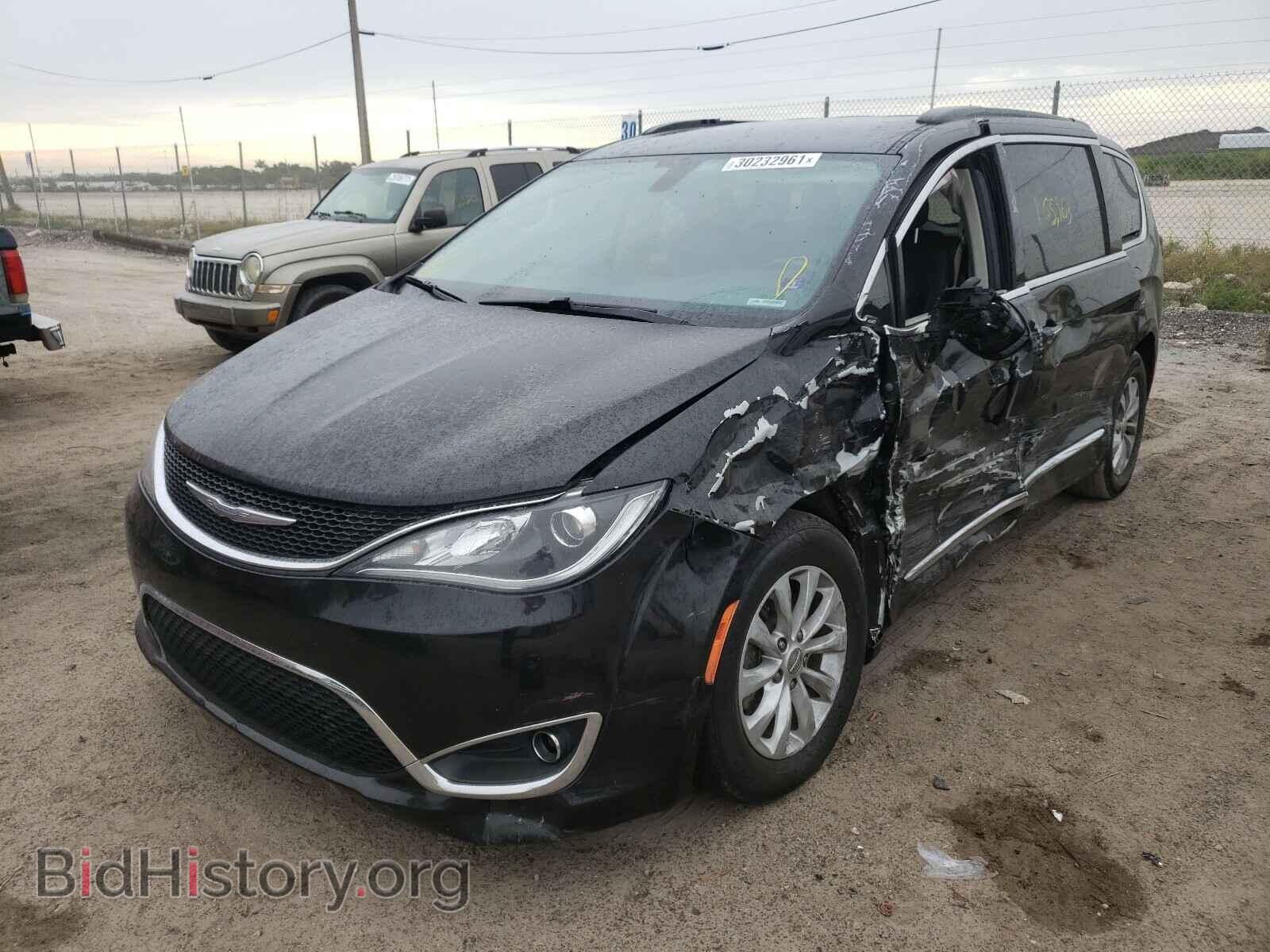 2017 CHRYSLER PACIFICA - VIN: 2C4RC1BG3HR583230 - Фото 2