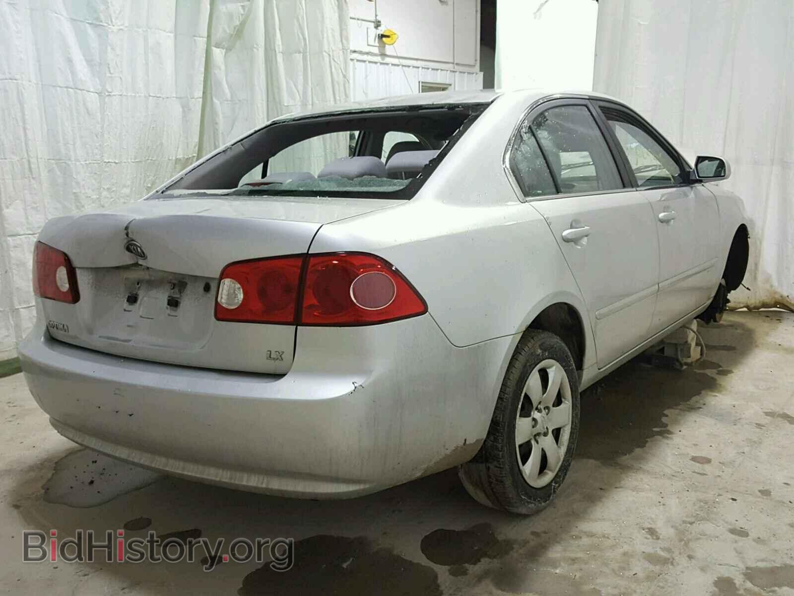 2008 KIA OPTIMA - VIN: KNAGE123X85209531 - Фото 4