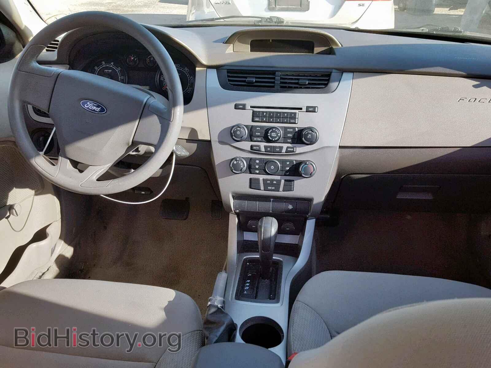 2008 FORD FOCUS - VIN: 1FAHP34N28W295171 - Фото 9