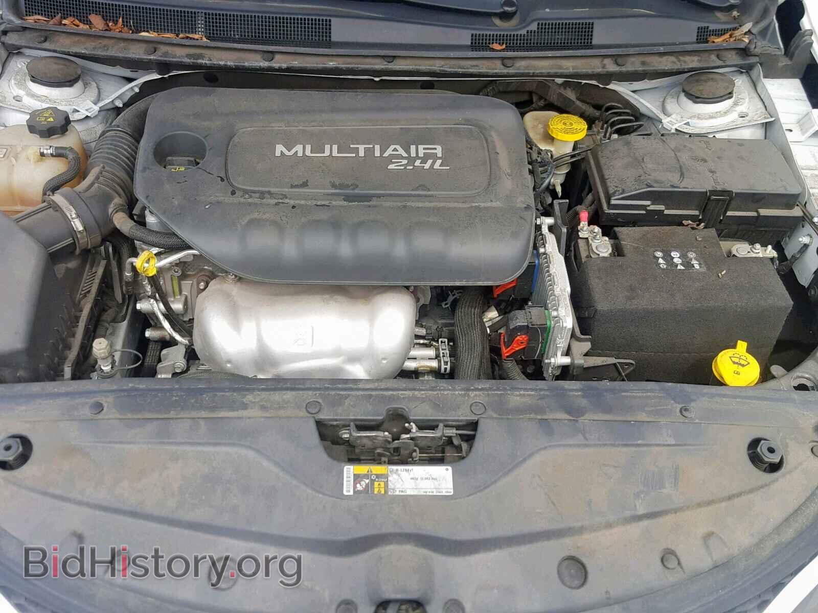 2016 CHRYSLER 200 - VIN: 1C3CCCAB4GN156968 - Photo 7
