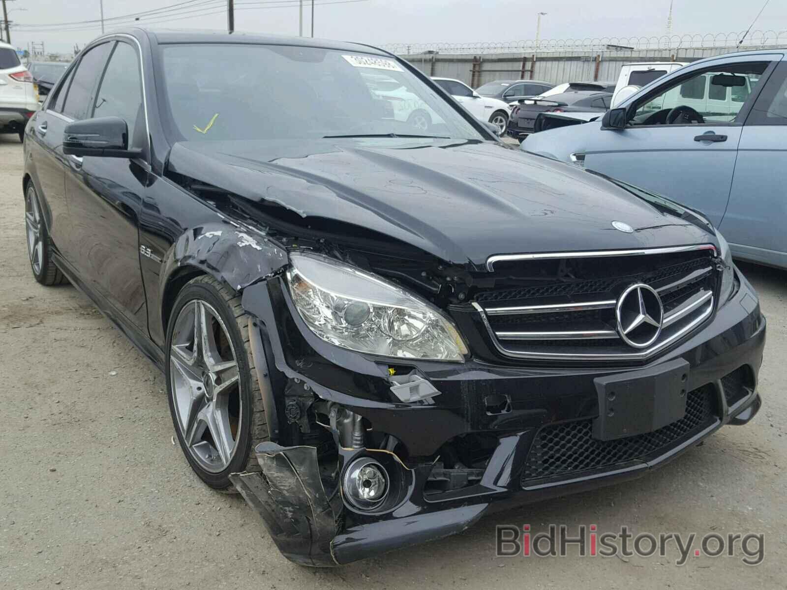 Photo WDDGF7HB4BF650001 - MERCEDES-BENZ C63 2011