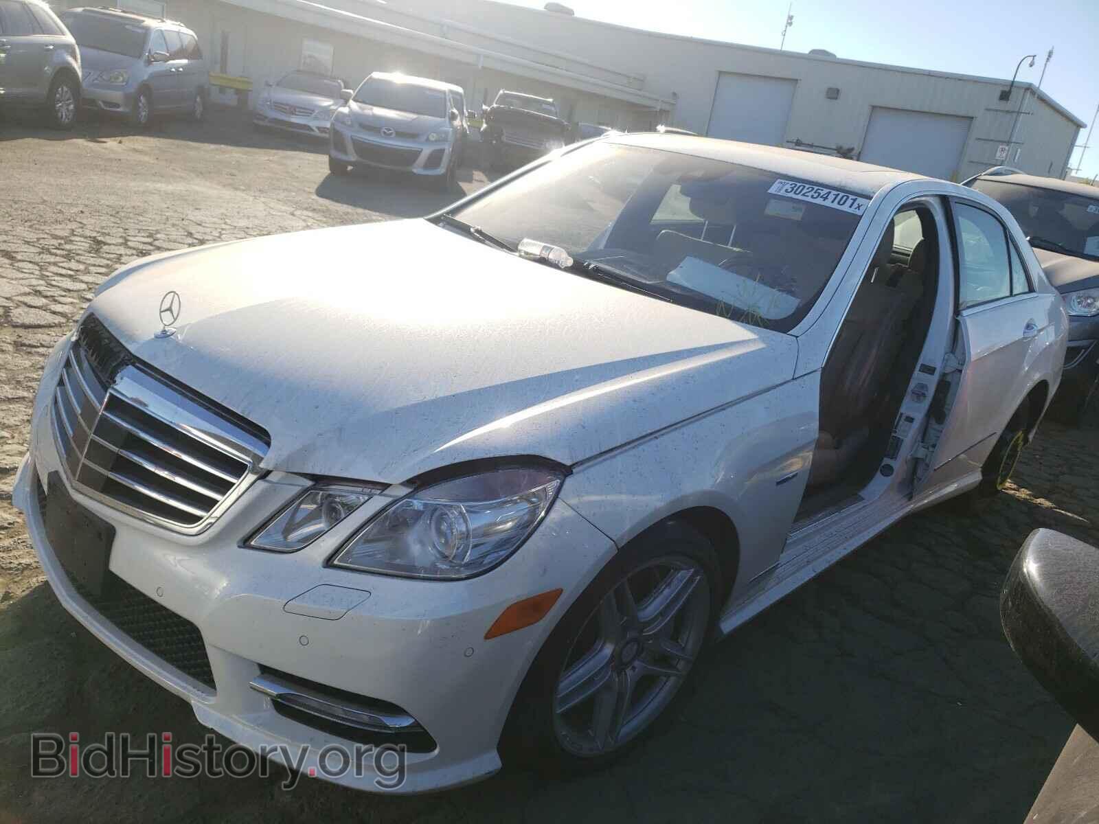 2012 MERCEDES-BENZ E-CLASS - VIN: WDDHF9BB4CA530013 - Фото 2