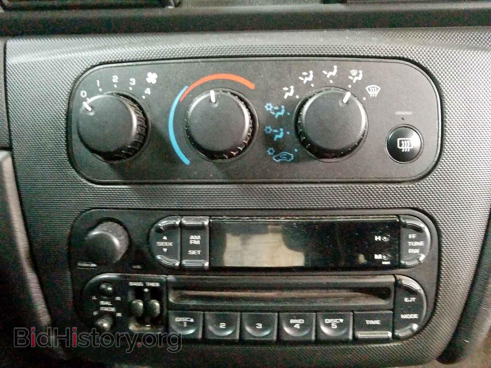 2004 CHRYSLER SEBRING - VIN: 1C3EL46R64N184559 - Фото 9