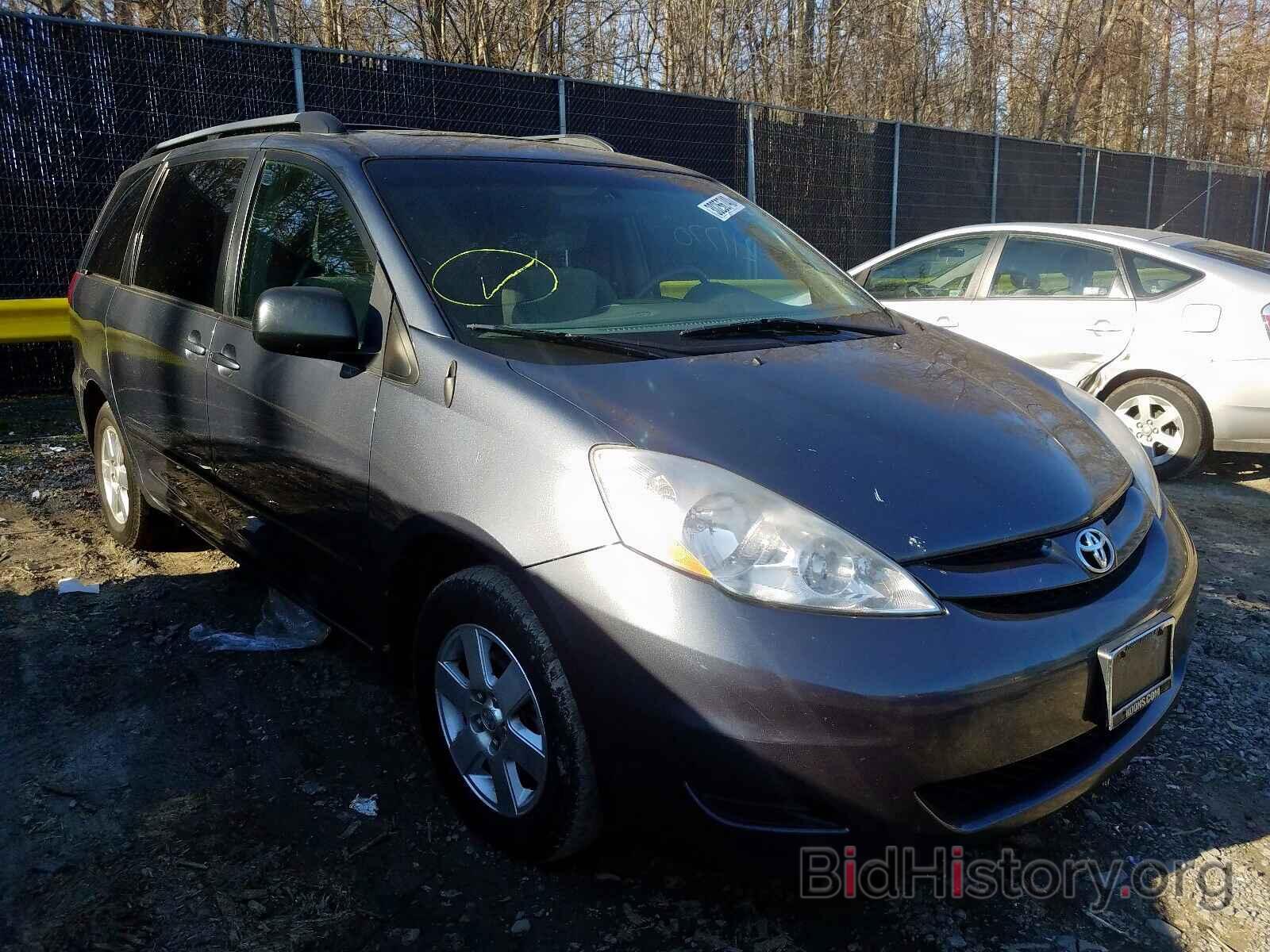 Photo 5TDKK4CC4AS331291 - TOYOTA SIENNA CE 2010