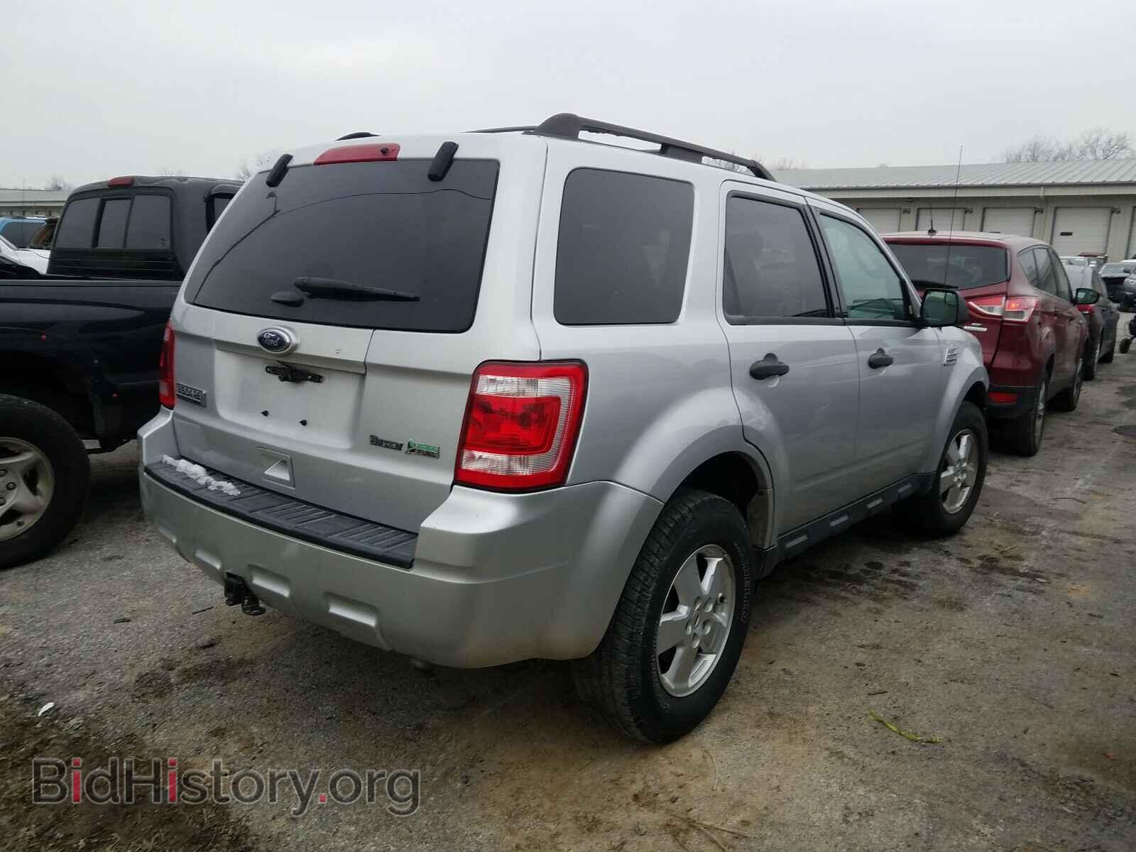 2011 FORD ESCAPE - VIN: 1FMCU0DG8BKC61615 - Фото 4