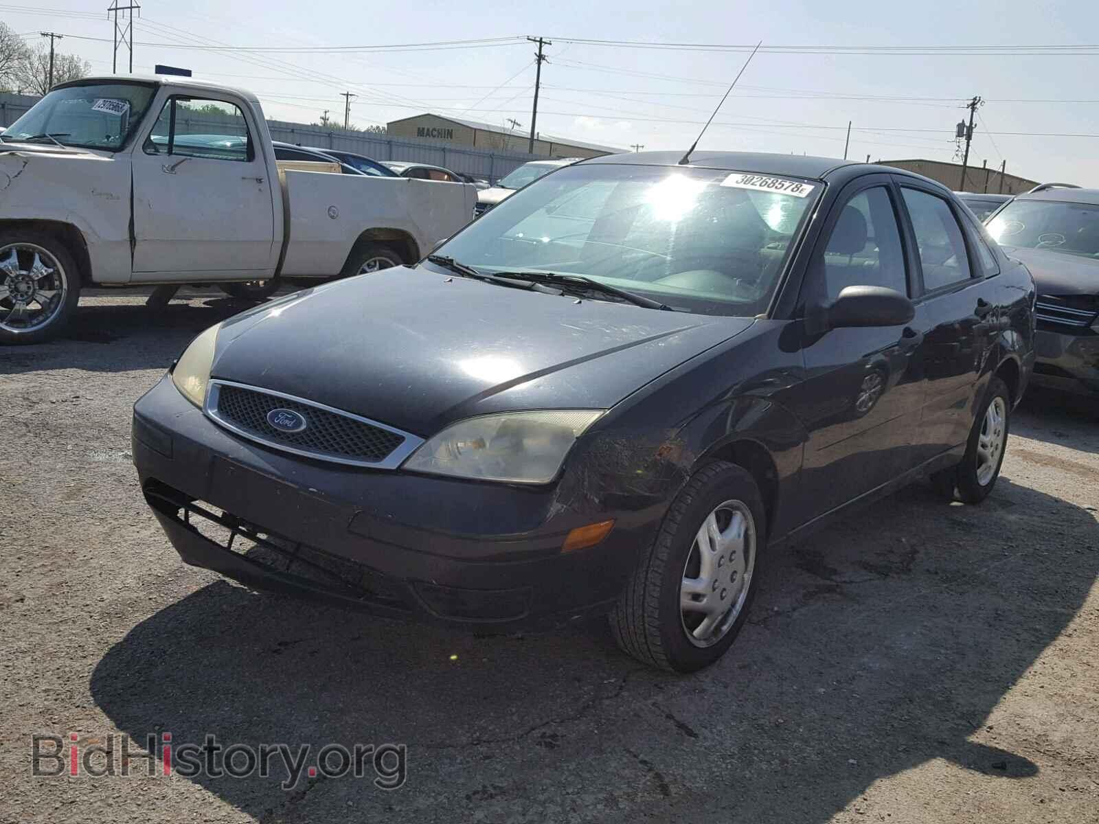 2007 FORD FOCUS - VIN: 1FAFP34N97W174496 - Фото 2